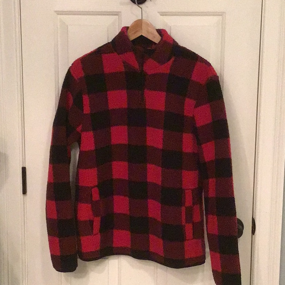 Old Navy Buffalo Plaid Red/Black Sherpa 1/4 Zip